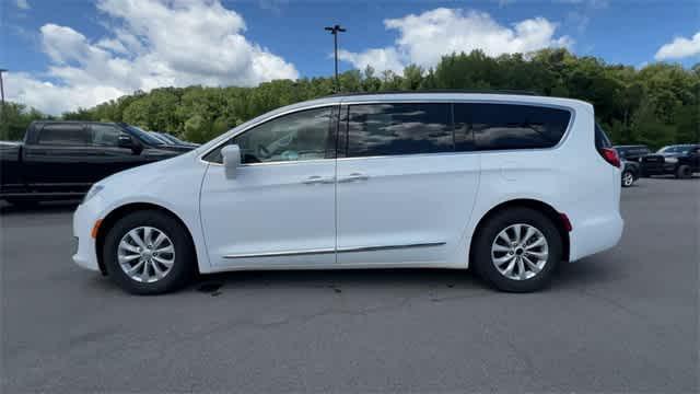 used 2017 Chrysler Pacifica car, priced at $11,801