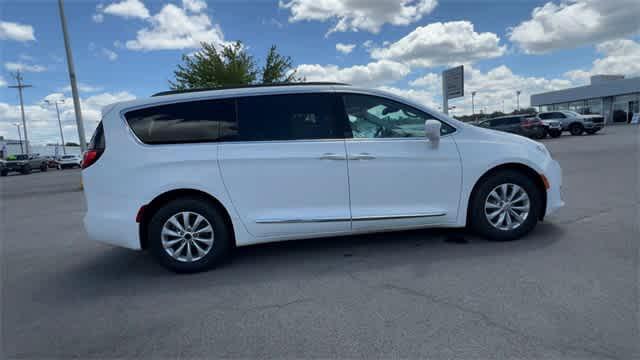 used 2017 Chrysler Pacifica car, priced at $11,801