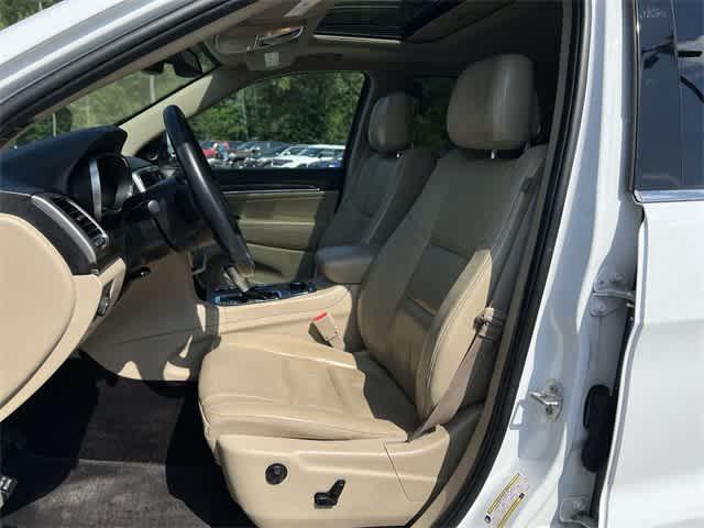 used 2018 Jeep Grand Cherokee car, priced at $20,751