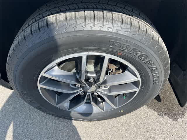 used 2018 Jeep Grand Cherokee car, priced at $20,751