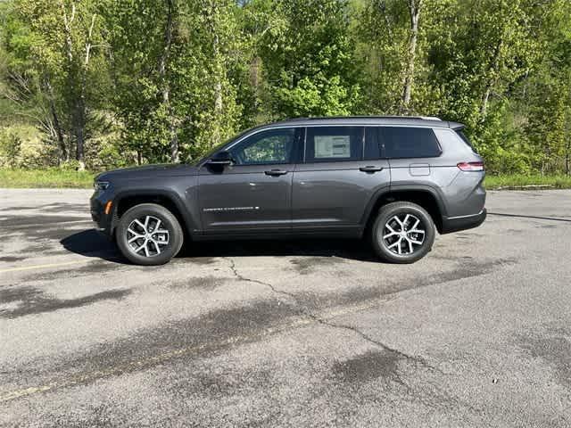 new 2024 Jeep Grand Cherokee L car, priced at $50,295