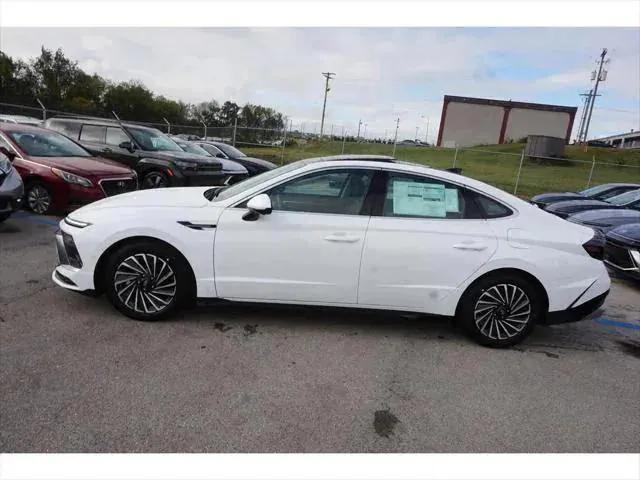 new 2024 Hyundai Sonata Hybrid car, priced at $35,151