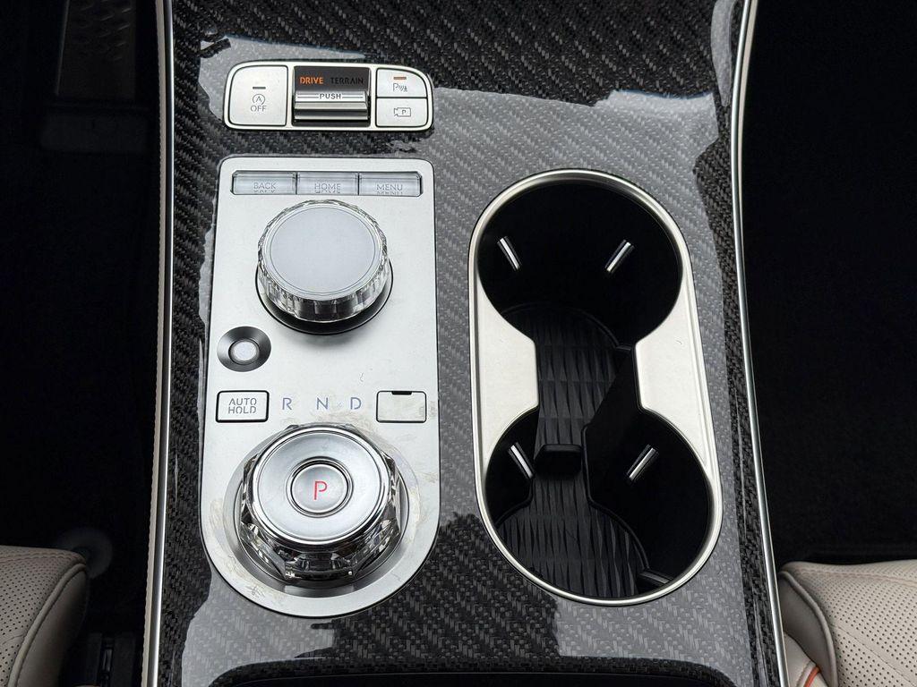 new 2026 Genesis GV70 car