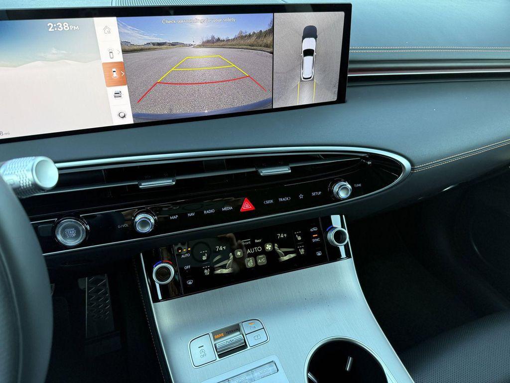 new 2026 Genesis GV70 car