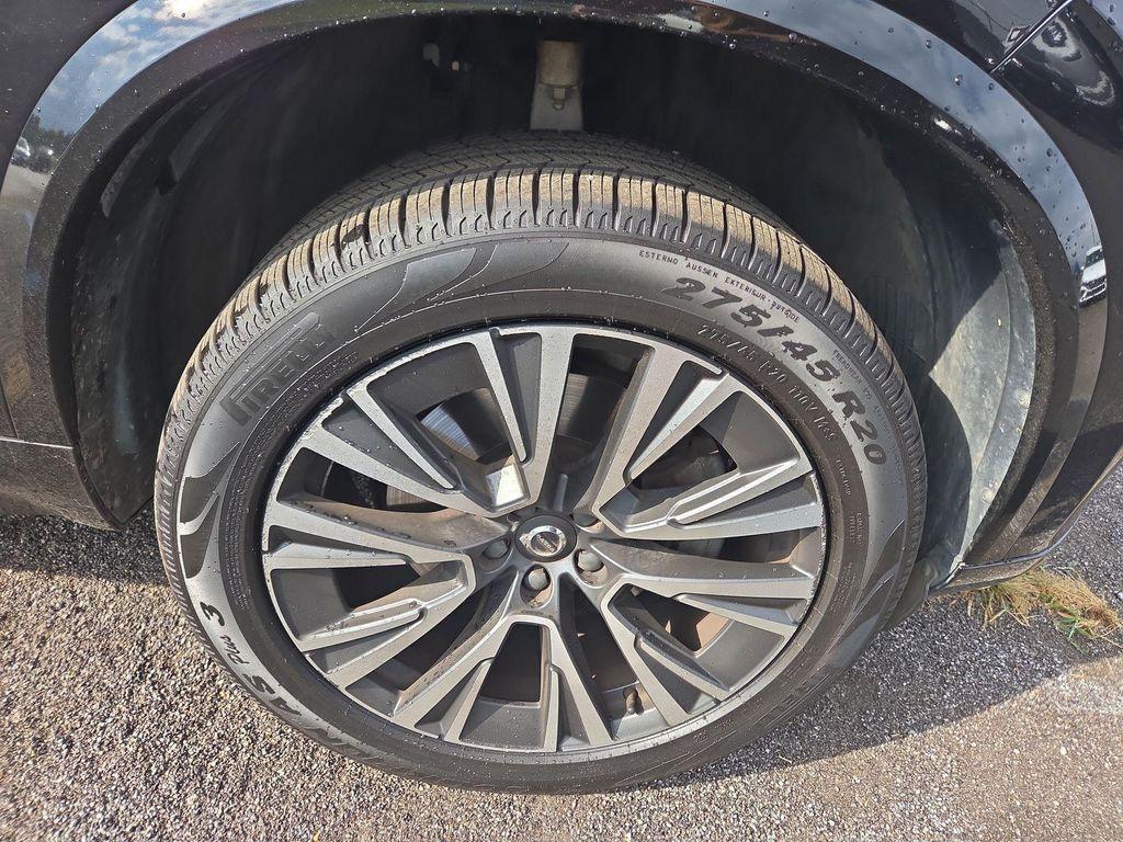 used 2020 Volvo XC90 car, priced at $26,668