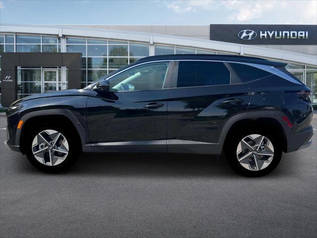 new 2025 Hyundai TUCSON Hybrid car, priced at $35,899