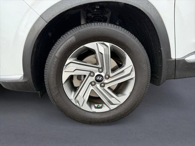 used 2022 Hyundai Santa Fe car, priced at $24,998