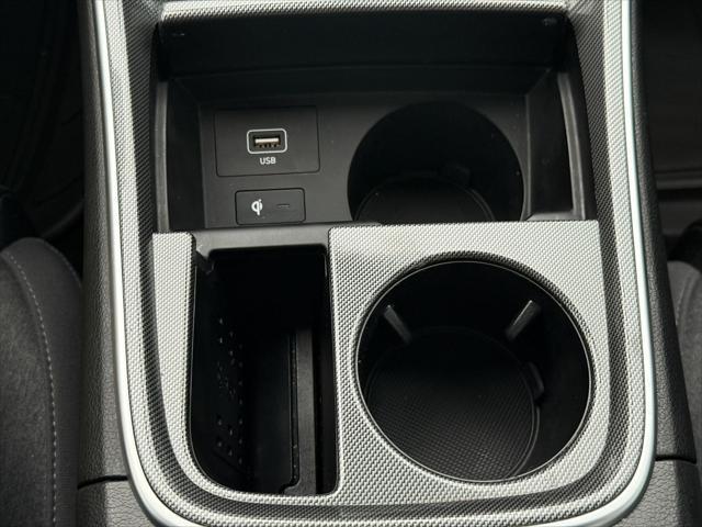 used 2022 Hyundai Santa Fe car, priced at $24,998