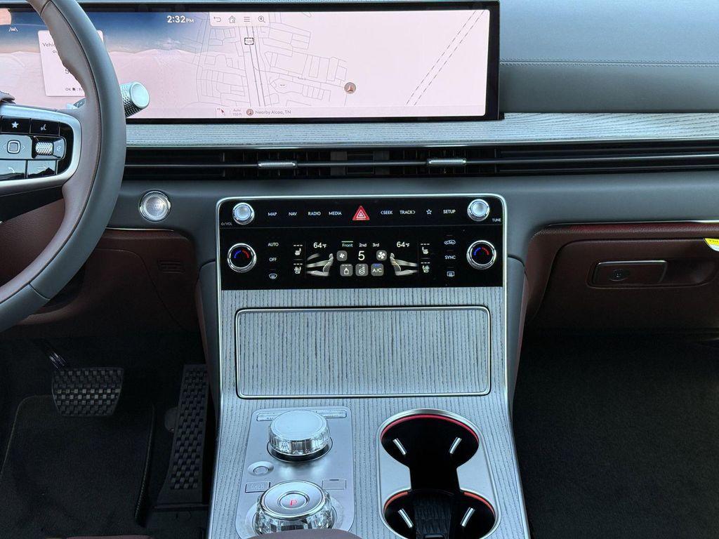 new 2026 Genesis GV80 car