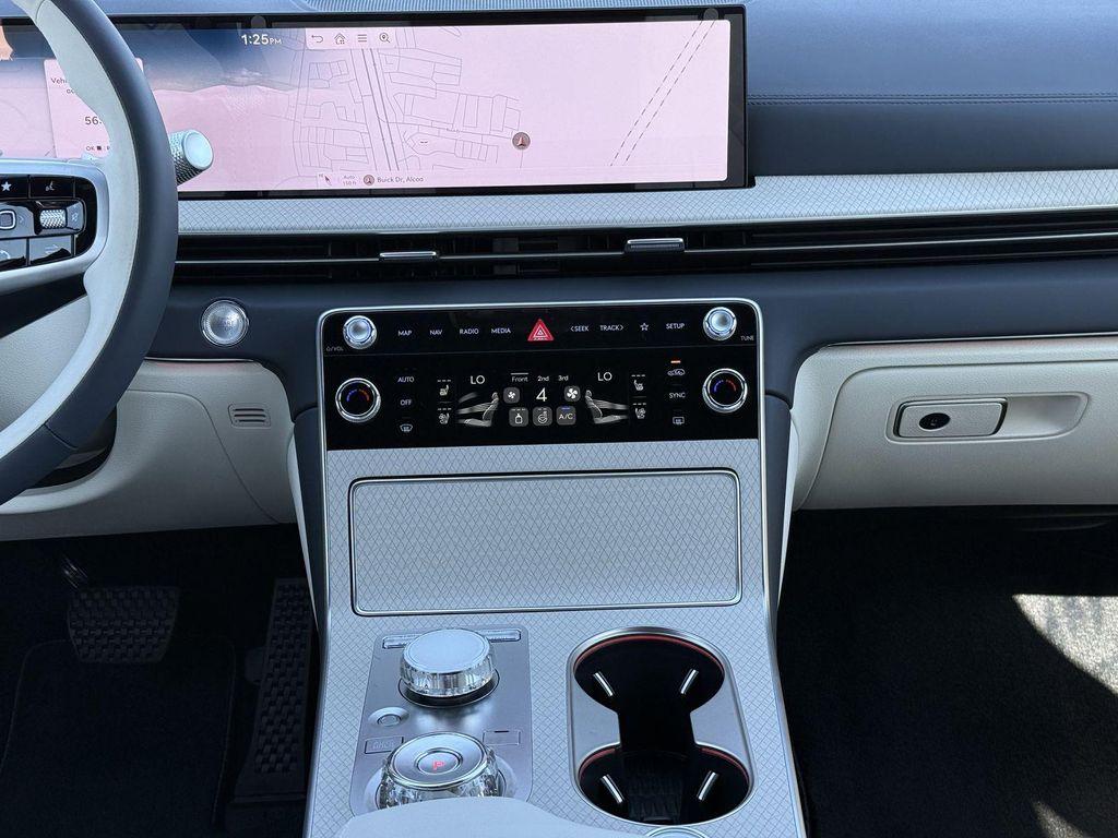 new 2026 Genesis GV80 car