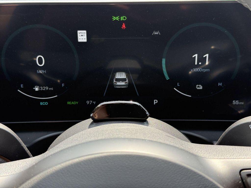 new 2025 Hyundai TUCSON Hybrid car, priced at $34,145