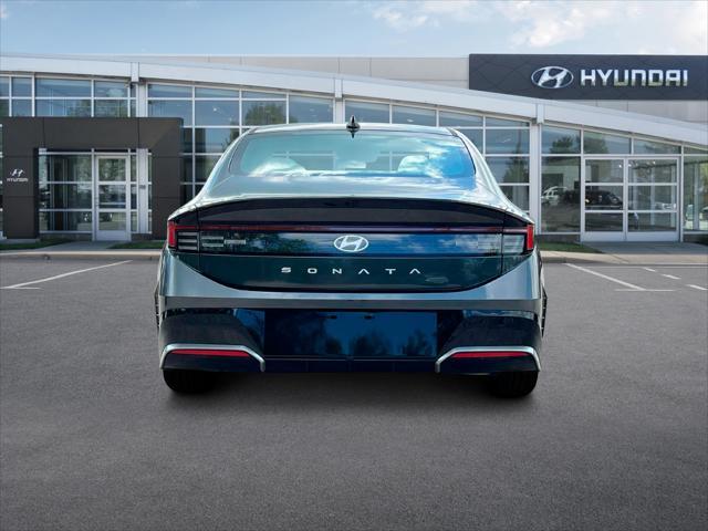 new 2024 Hyundai Sonata car, priced at $32,245