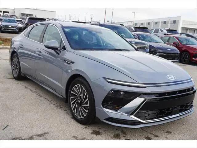 new 2024 Hyundai Sonata Hybrid car, priced at $32,535