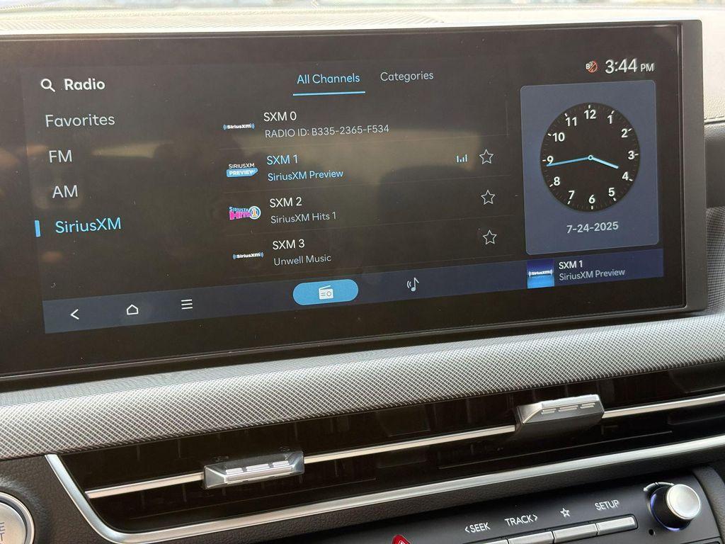 new 2025 Hyundai Sonata Hybrid car, priced at $30,842