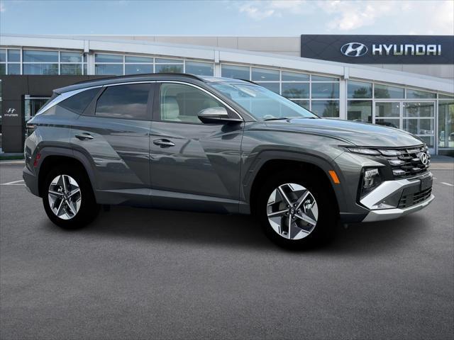 new 2025 Hyundai Tucson Hybrid car, priced at $38,360