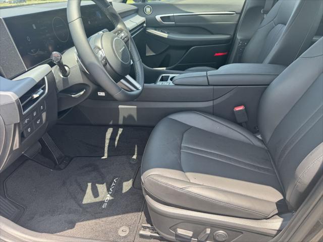 new 2025 Hyundai Sonata Hybrid car, priced at $37,043