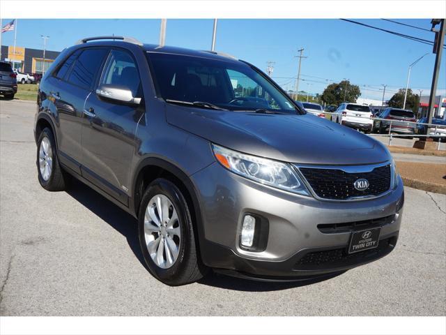 used 2015 Kia Sorento car, priced at $9,124