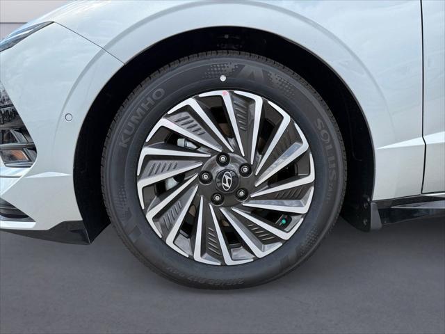 new 2025 Hyundai Sonata Hybrid car, priced at $37,043