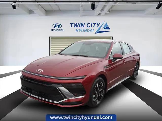 new 2025 Hyundai Sonata car, priced at $28,946