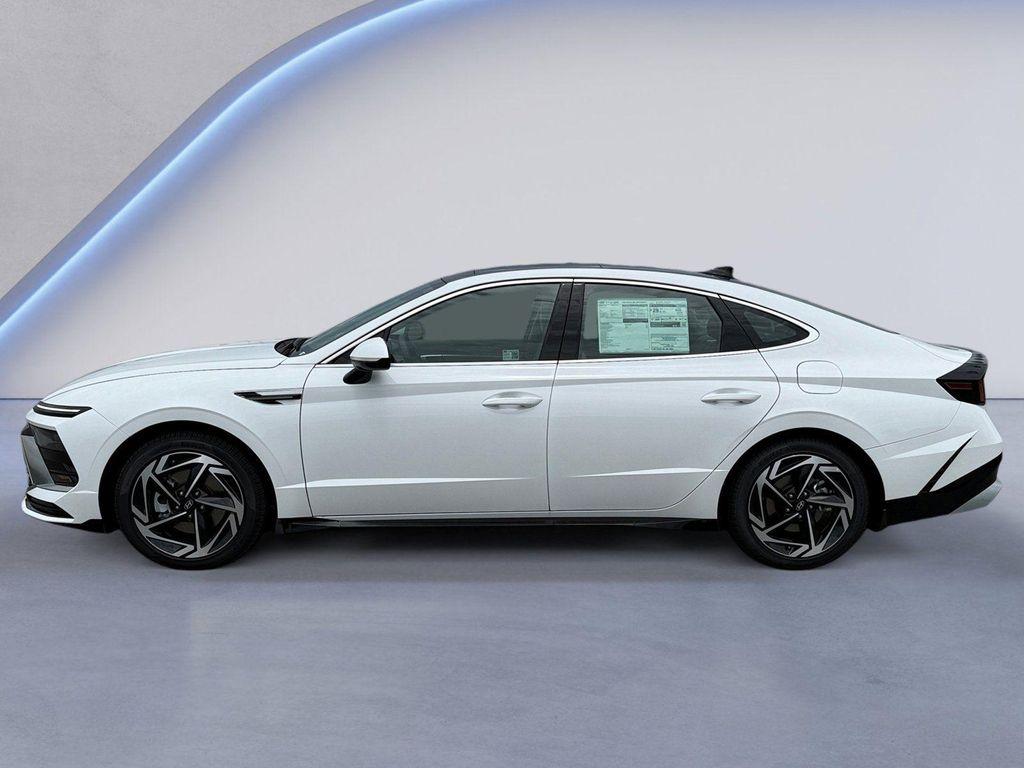 new 2025 Hyundai Sonata car, priced at $30,254