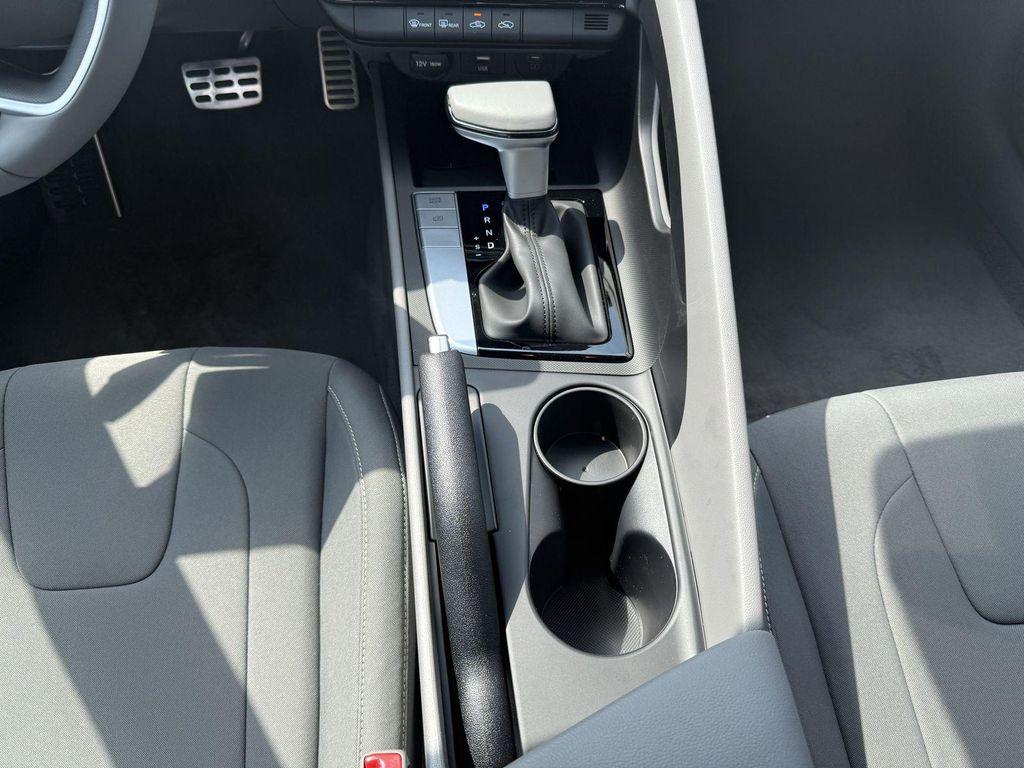 new 2025 Hyundai Elantra car, priced at $23,194