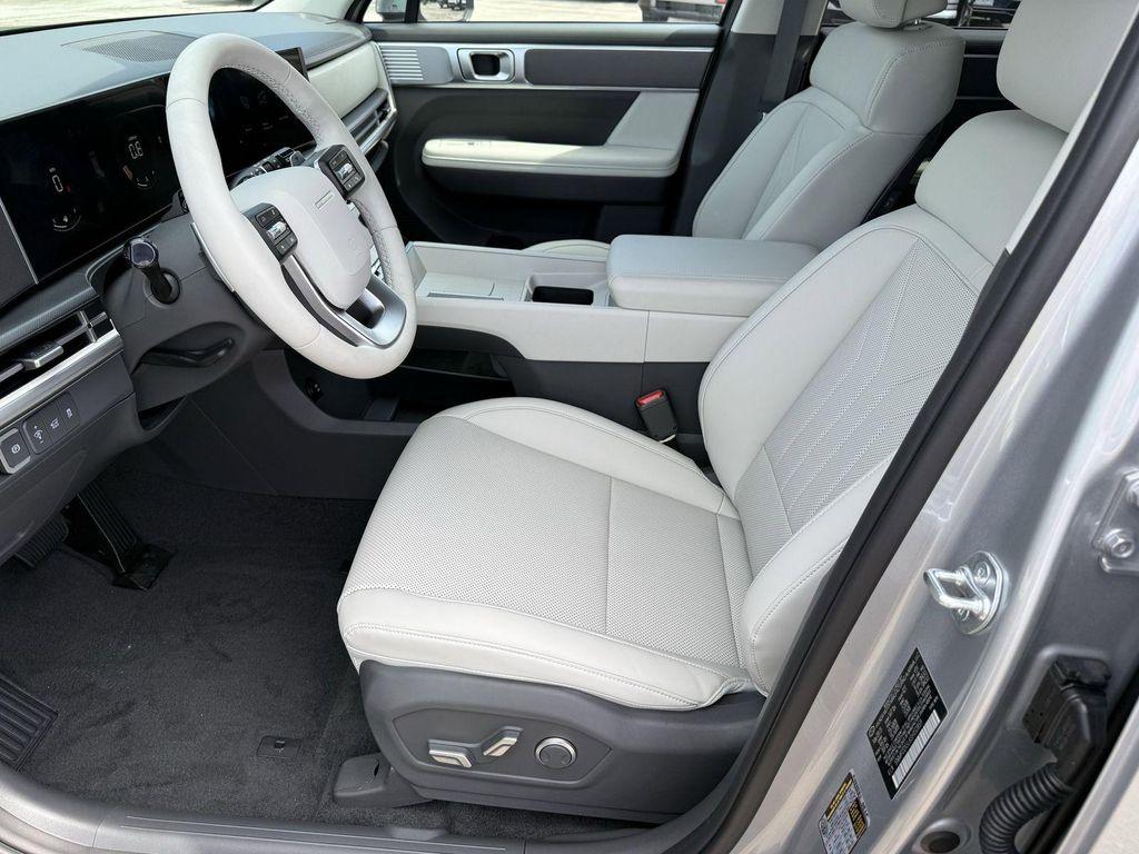 new 2025 Hyundai Santa Fe car, priced at $35,128