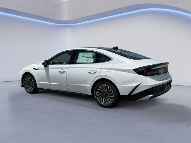new 2025 Hyundai Sonata Hybrid car, priced at $37,387