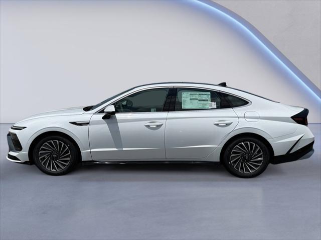 new 2025 Hyundai Sonata Hybrid car, priced at $37,387