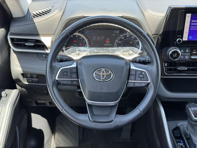 used 2023 Toyota Highlander car, priced at $33,998