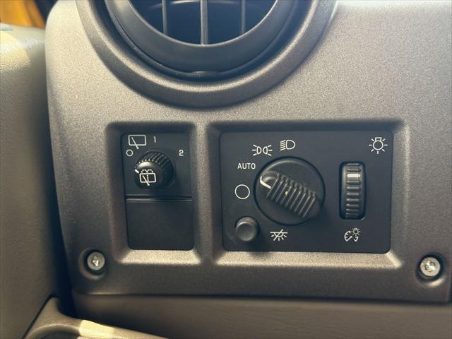 used 2004 Hummer H2 car, priced at $17,998