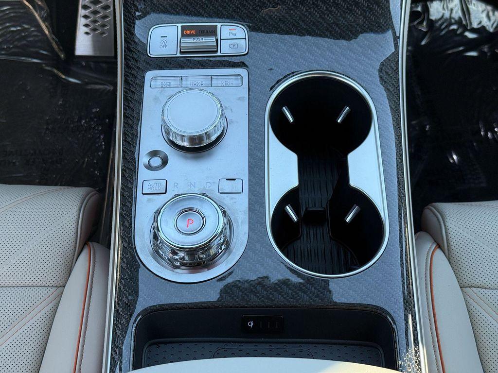 new 2026 Genesis GV70 car