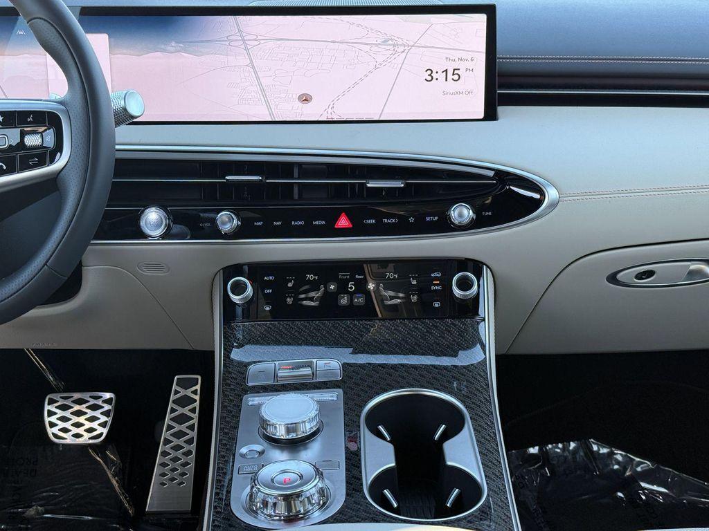 new 2026 Genesis GV70 car