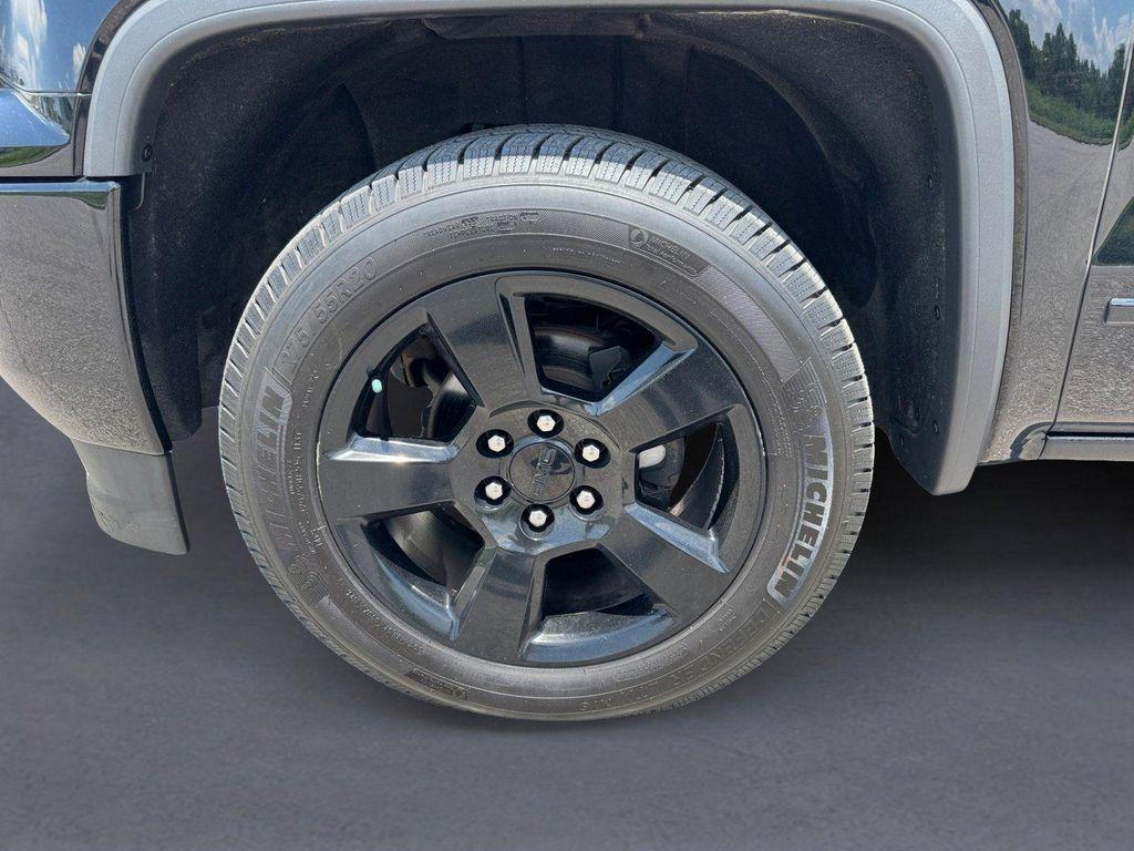 used 2017 GMC Sierra 1500 car, priced at $18,996