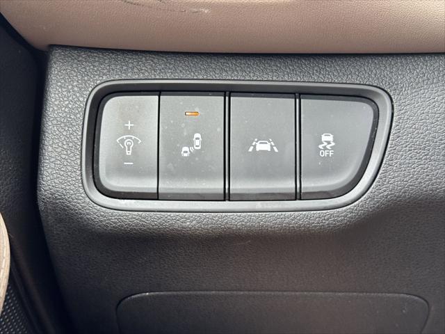 used 2020 Hyundai Santa Fe car, priced at $16,995