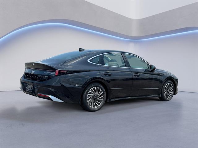 new 2025 Hyundai Sonata Hybrid car, priced at $36,860