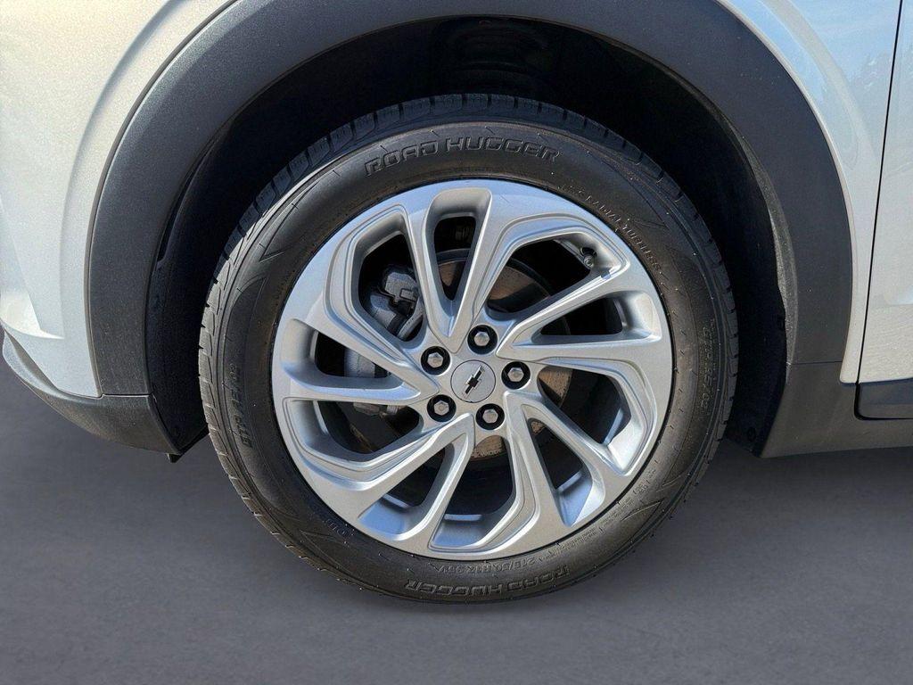 used 2023 Chevrolet Bolt EUV car, priced at $18,925