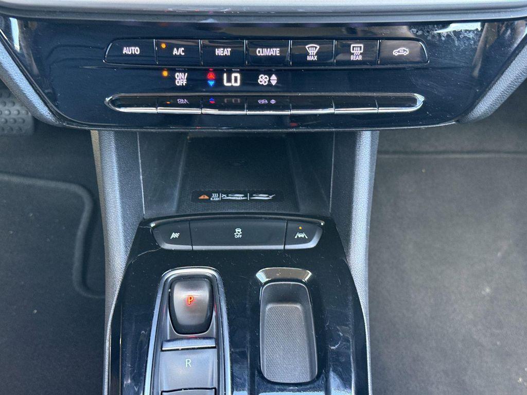 used 2023 Chevrolet Bolt EUV car, priced at $18,925