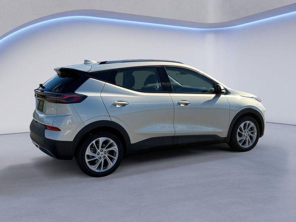 used 2023 Chevrolet Bolt EUV car, priced at $18,925