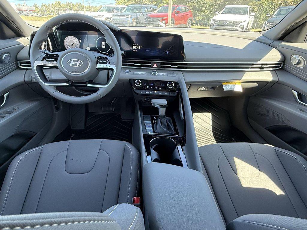 new 2025 Hyundai Elantra car, priced at $25,773