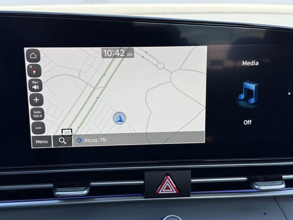 new 2025 Hyundai Elantra car, priced at $25,773