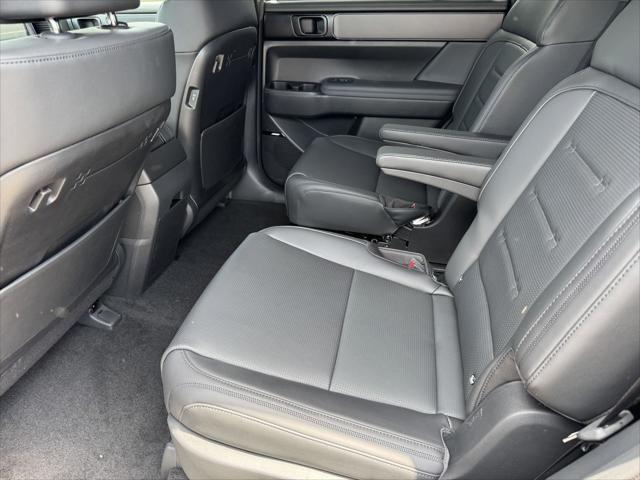 new 2025 Hyundai SANTA FE HEV car, priced at $45,233