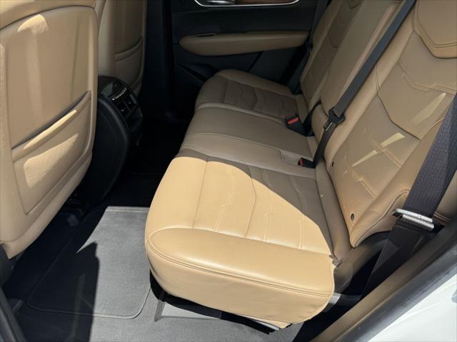 used 2017 Cadillac XT5 car, priced at $21,298
