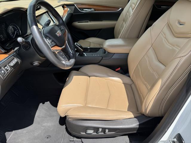 used 2017 Cadillac XT5 car, priced at $21,298