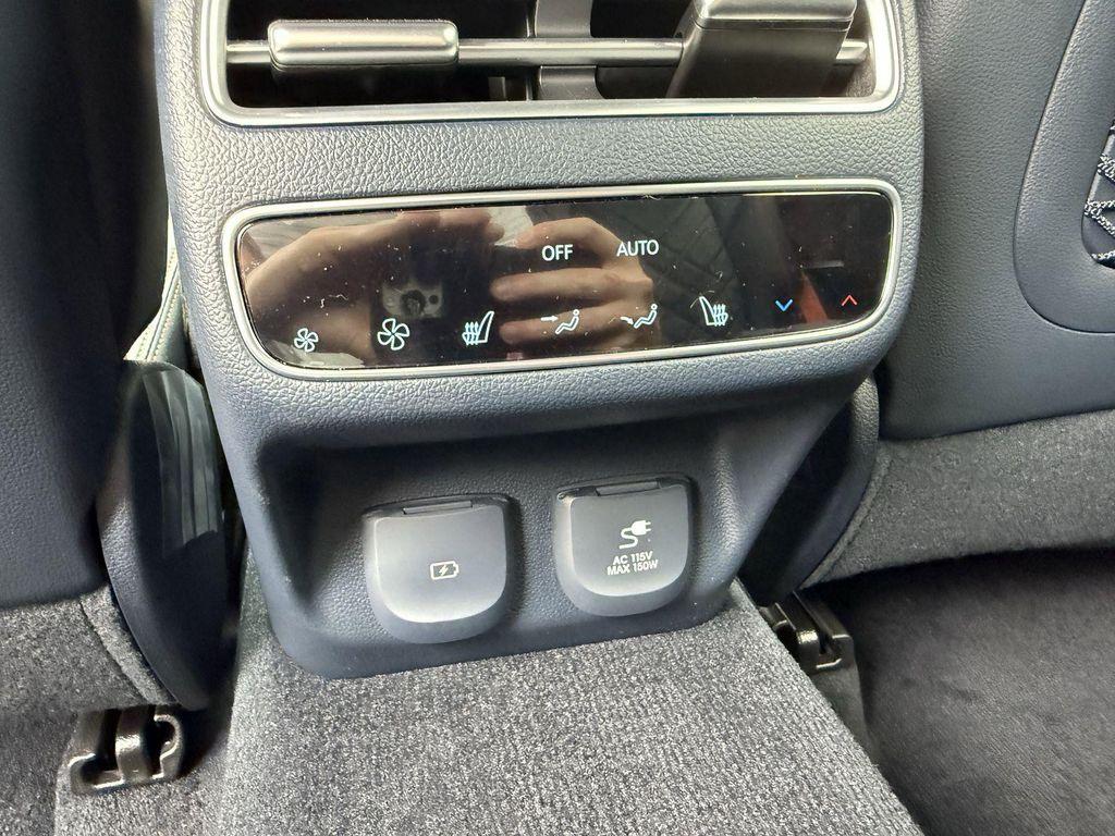 new 2026 Genesis GV70 car