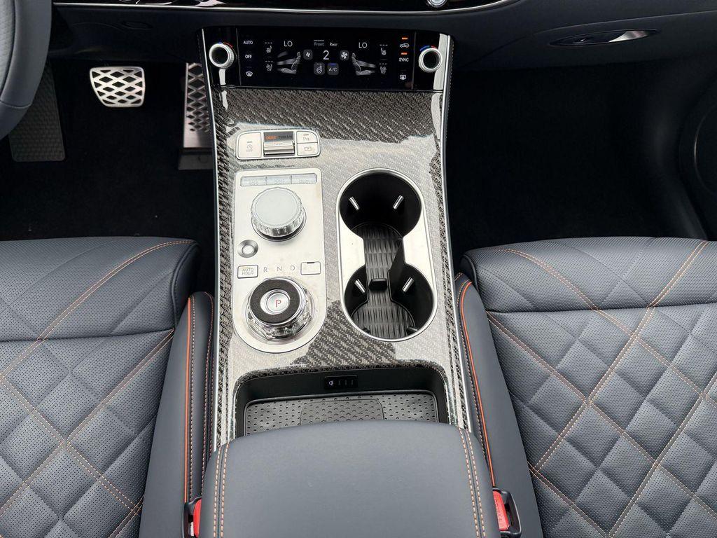 new 2026 Genesis GV70 car