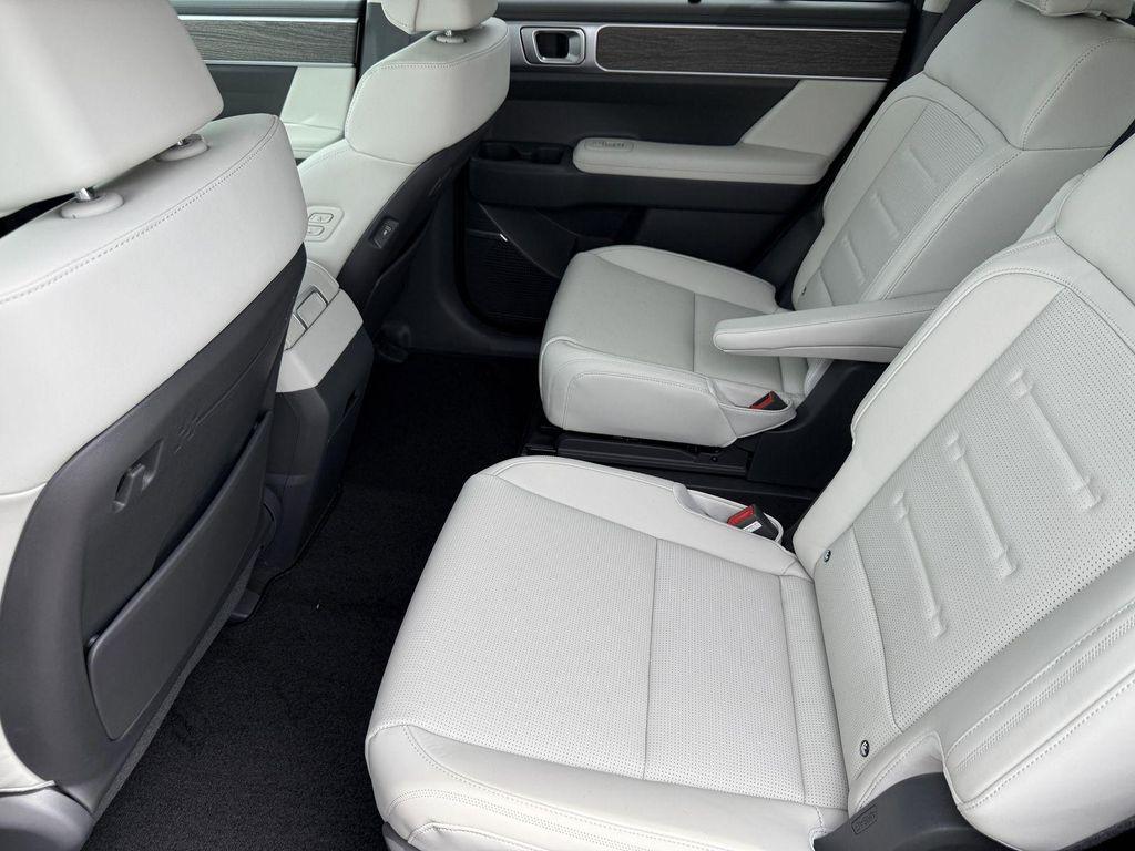 new 2025 Hyundai SANTA FE HEV car, priced at $43,523