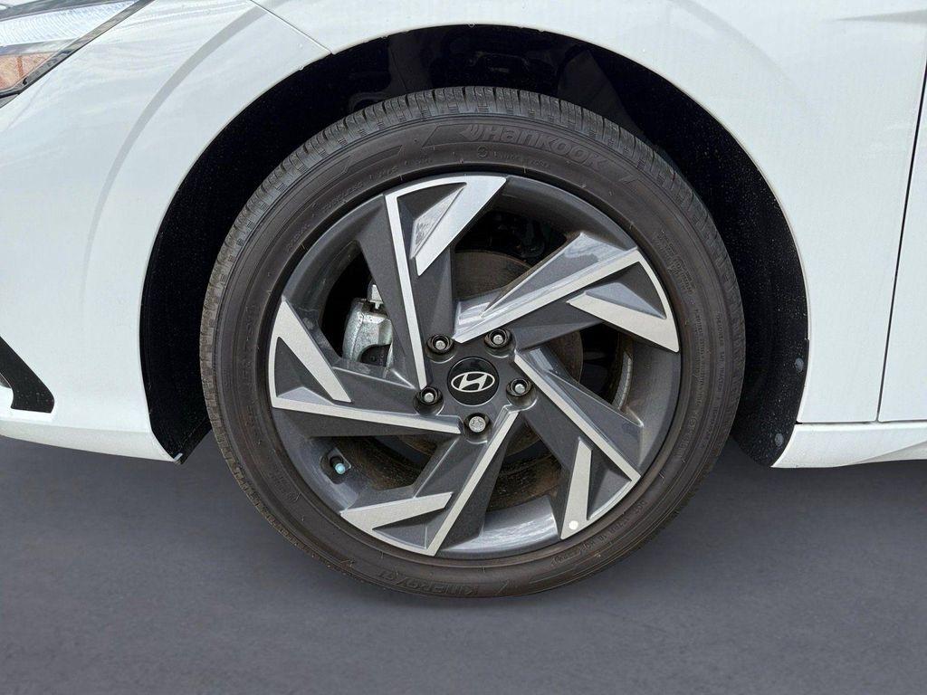 new 2025 Hyundai ELANTRA HEV car, priced at $27,121