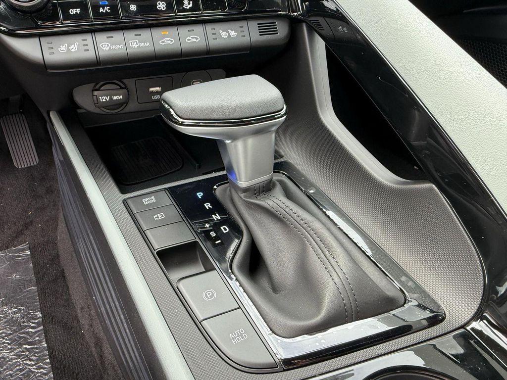 new 2025 Hyundai ELANTRA HEV car, priced at $27,121
