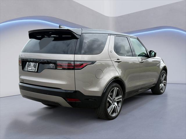 used 2021 Land Rover Discovery car, priced at $34,398