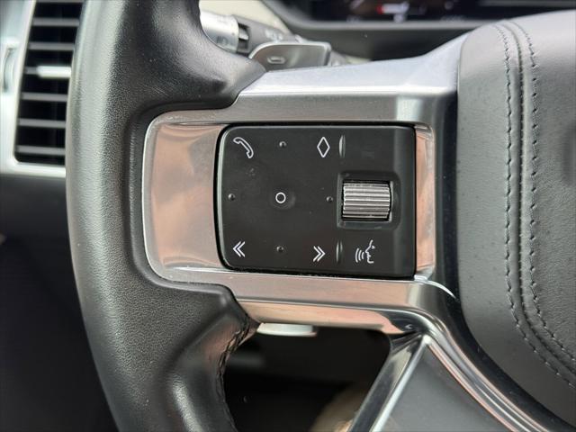 used 2021 Land Rover Discovery car, priced at $34,398